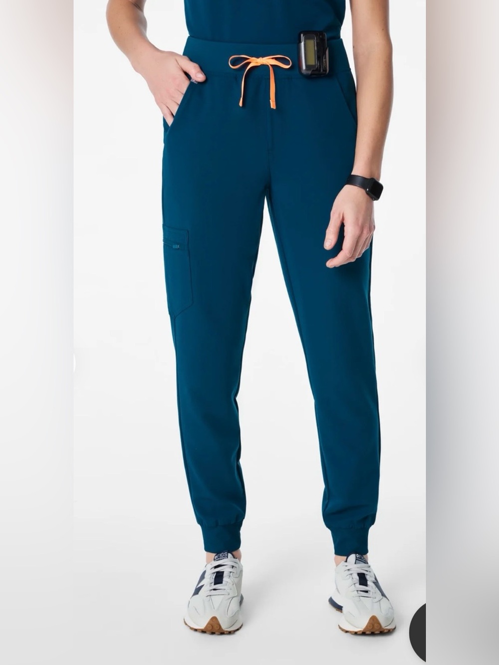 Zamora High-Rise Jogger Scrub Pant Petite - Deep Reed